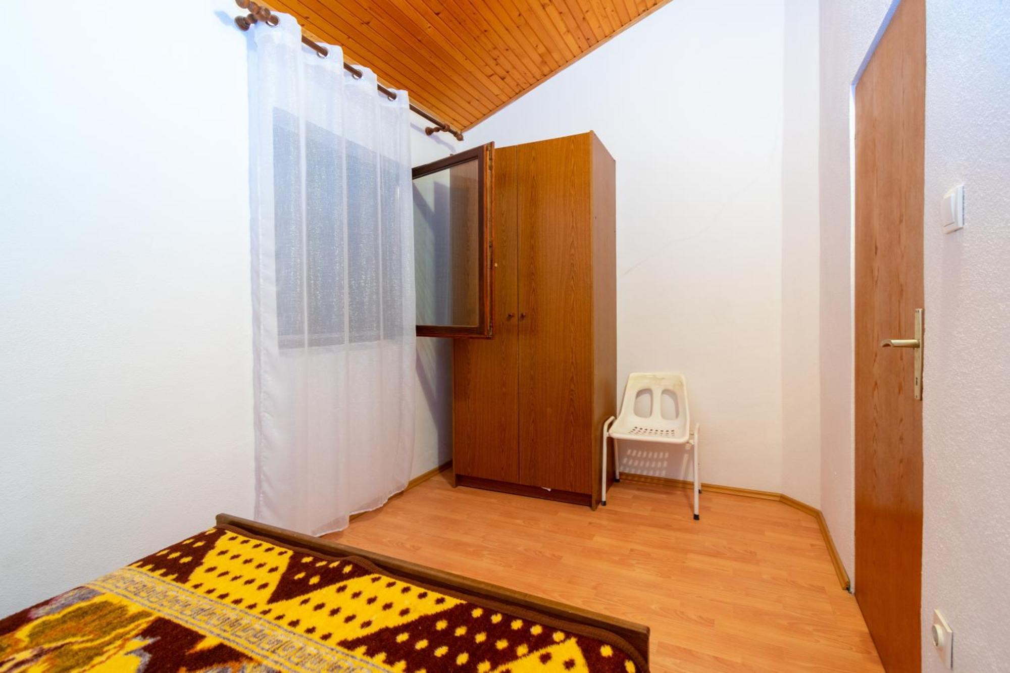 Apartments By The Sea Mandre, Pag - 4101 Kolan Ruang foto