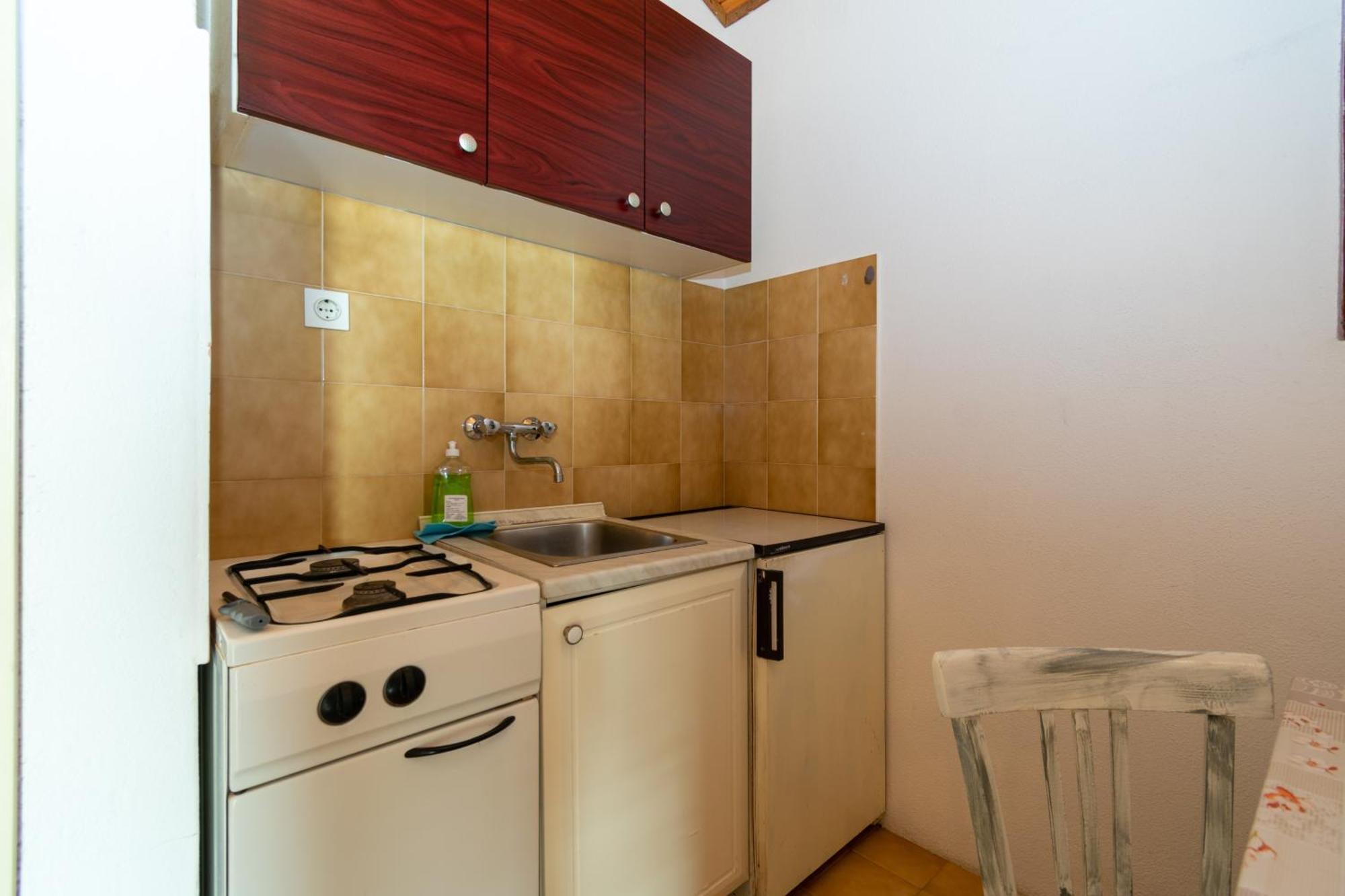 Apartments By The Sea Mandre, Pag - 4101 Kolan Ruang foto